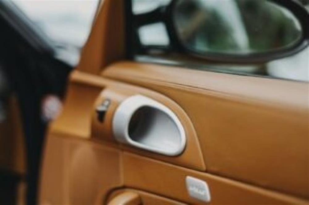 911 911 997 Carrera 4S Cabri