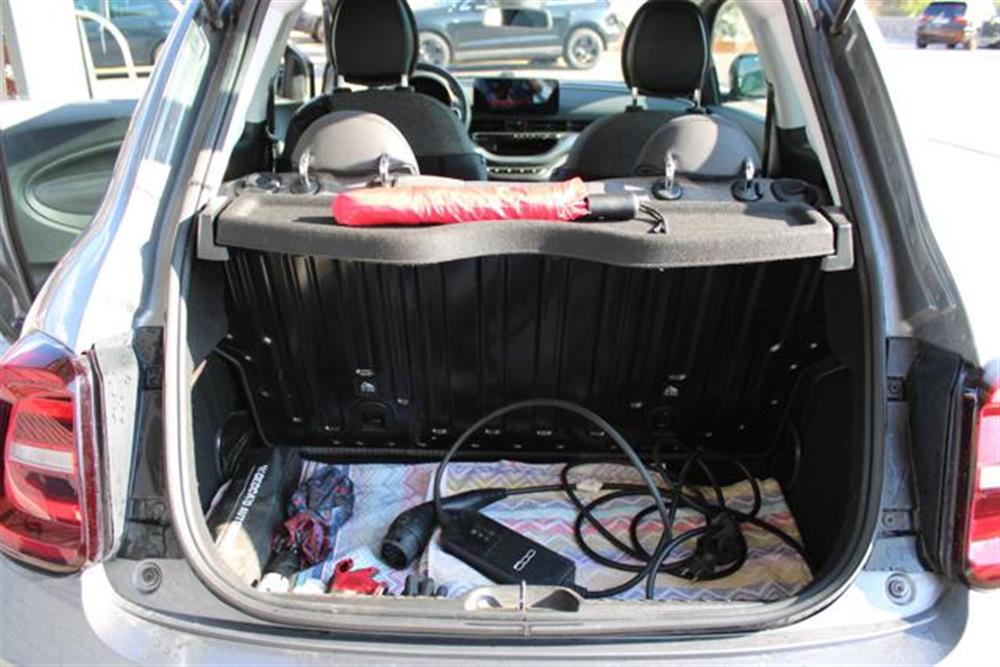 500 500 Icon Berlina 42 kWh