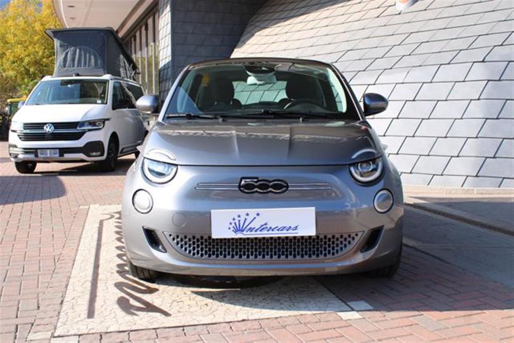 500 500 Icon Berlina 42 kWh