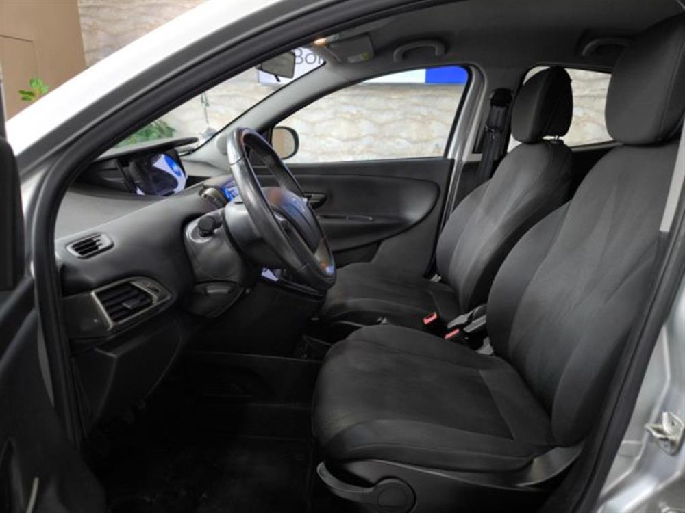 Ypsilon   Ypsilon 1.2 69 CV 5 porte S&