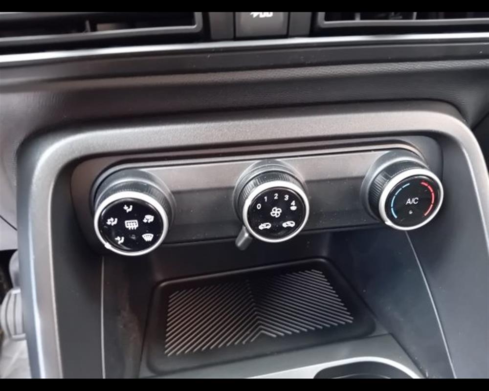 C3 C3 1.2 puretech You 100