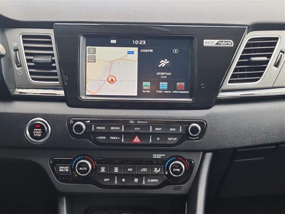 Niro   Niro 1.6 GDi DCT HEV Styl