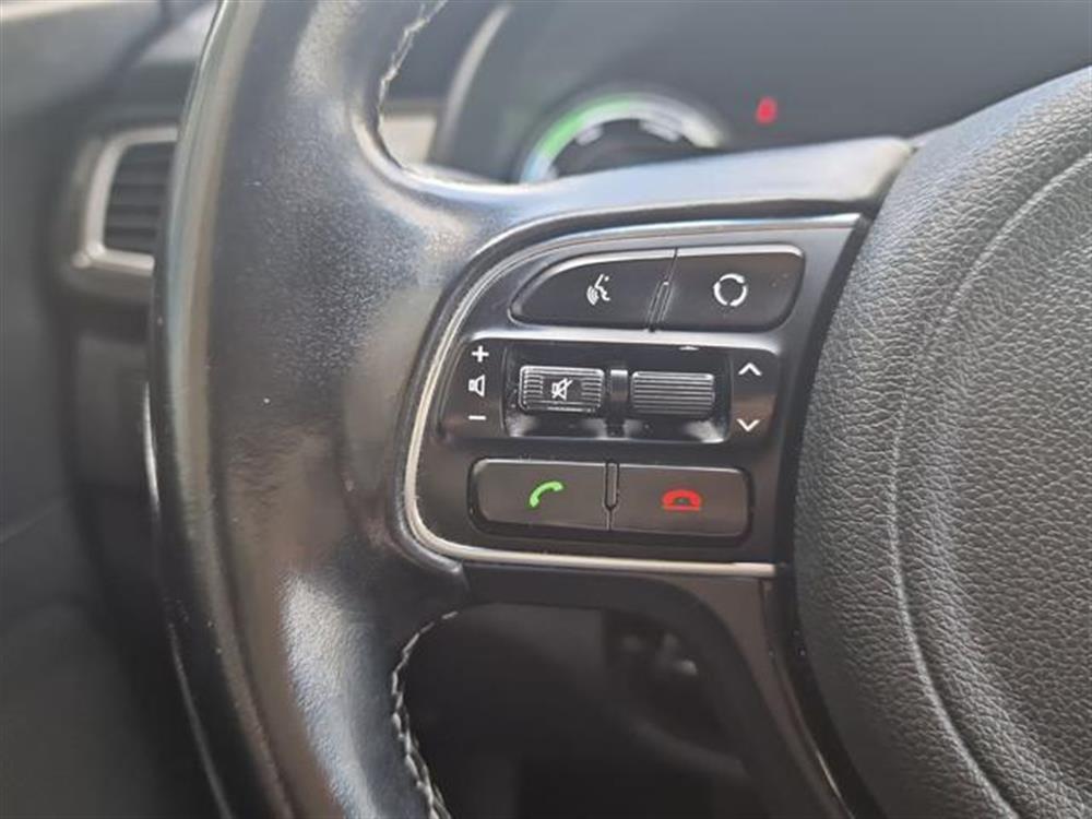 Niro   Niro 1.6 GDi DCT HEV Styl