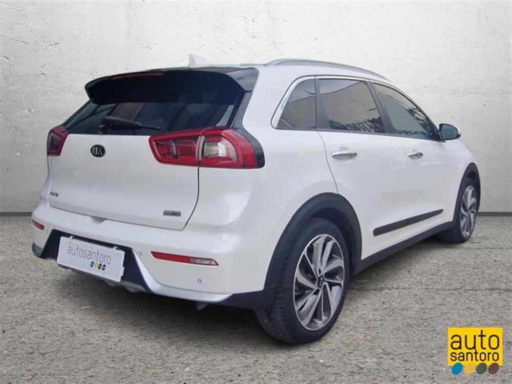 Niro   Niro 1.6 GDi DCT HEV Styl