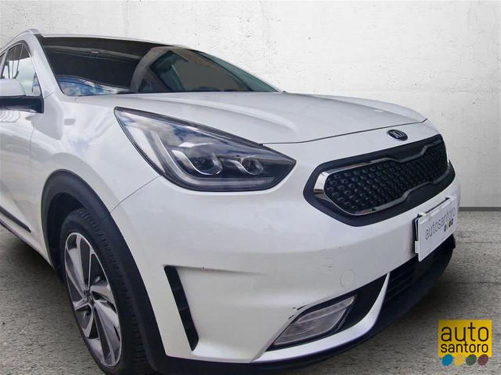Niro   Niro 1.6 GDi DCT HEV Styl
