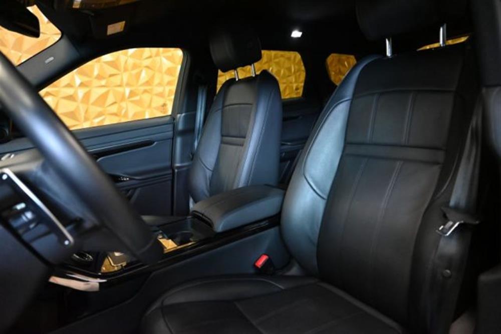 Range Rover Evoque   Range Rover Evoque P200 R-DYNAMIC BLACK