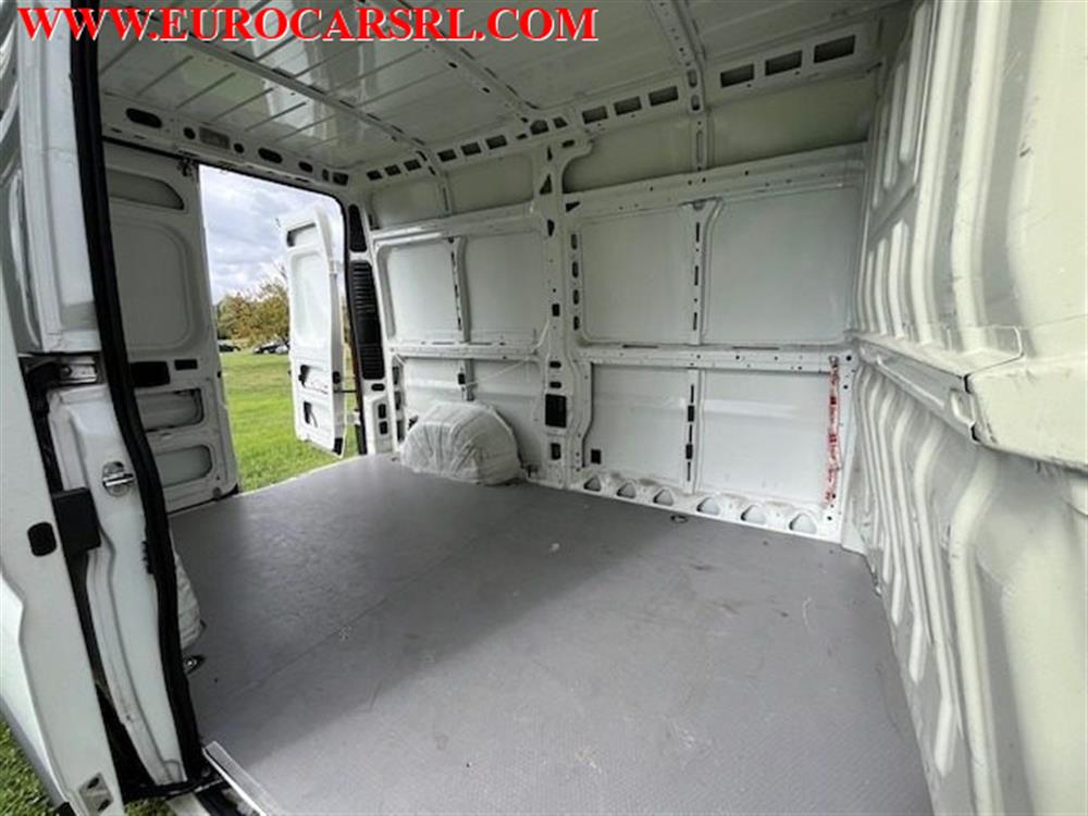 Boxer   Boxer 330 2.2 BlueHDi 140