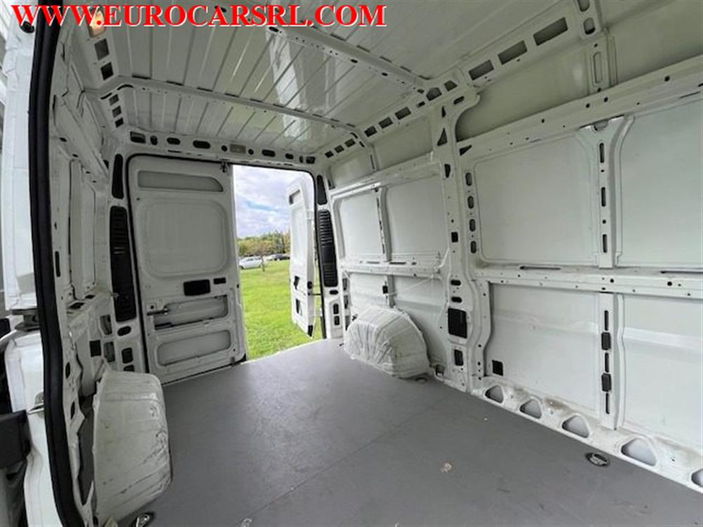 Boxer   Boxer 330 2.2 BlueHDi 140