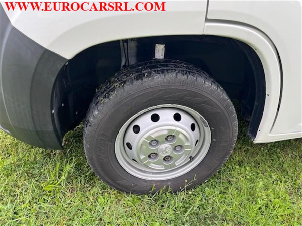 Boxer   Boxer 330 2.2 BlueHDi 140