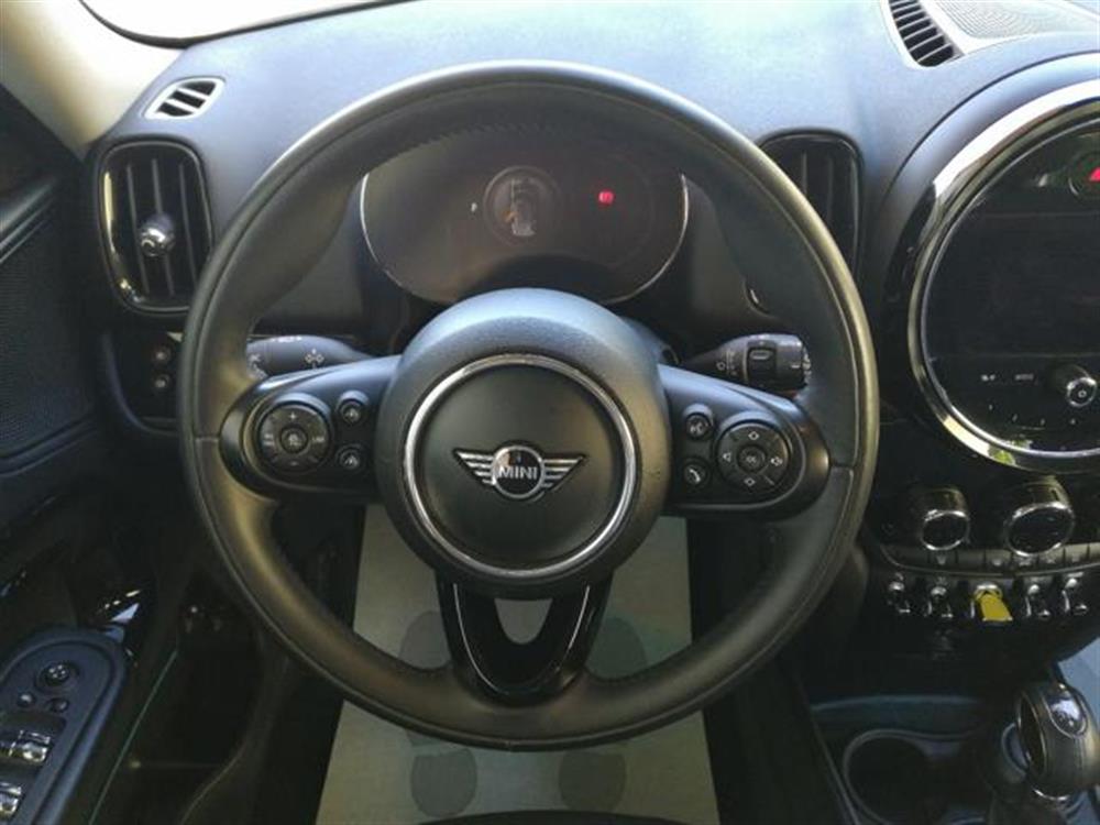 Countryman   Countryman 1.5 Cooper SE Busine