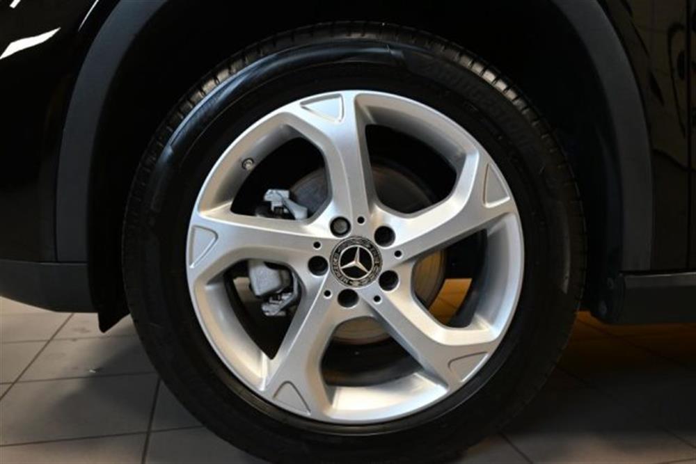 GLA 200   GLA 200 SPORT AUTO NAVI TEL
