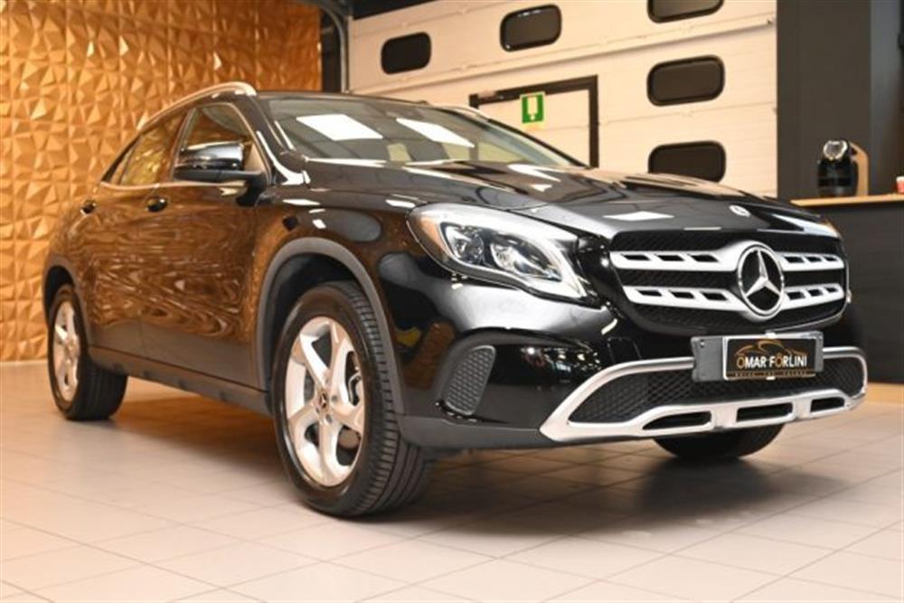 GLA 200   GLA 200 SPORT AUTO NAVI TEL