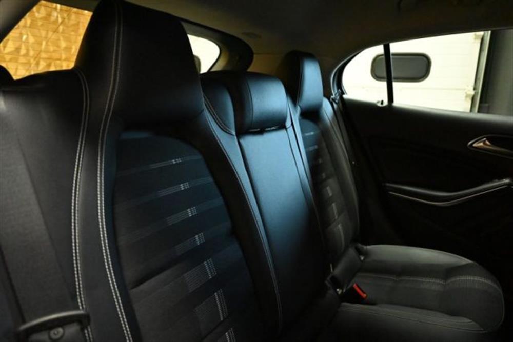 GLA 200   GLA 200 SPORT AUTO NAVI TEL