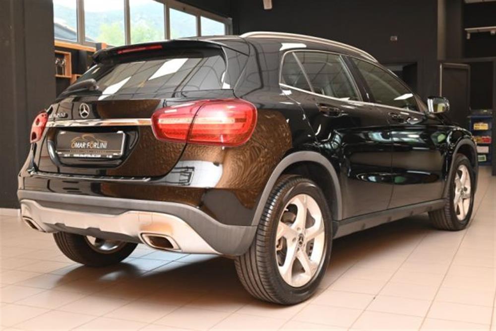 GLA 200   GLA 200 SPORT AUTO NAVI TEL