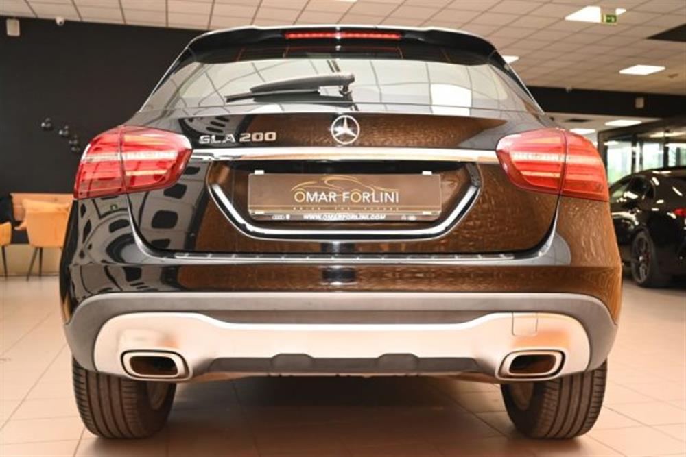 GLA 200   GLA 200 SPORT AUTO NAVI TEL