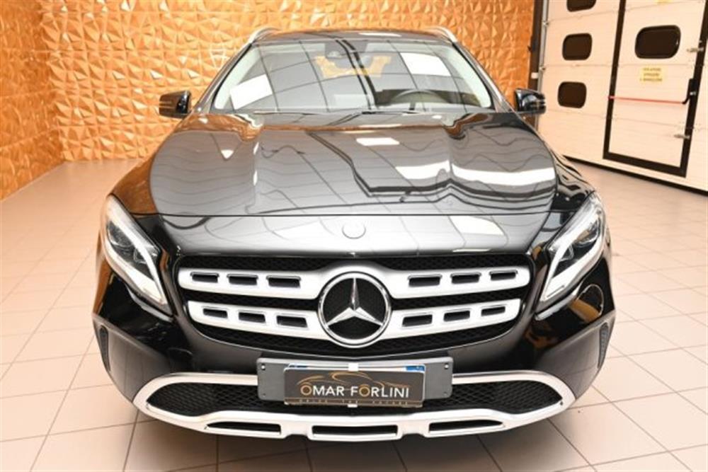 GLA 200   GLA 200 SPORT AUTO NAVI TEL