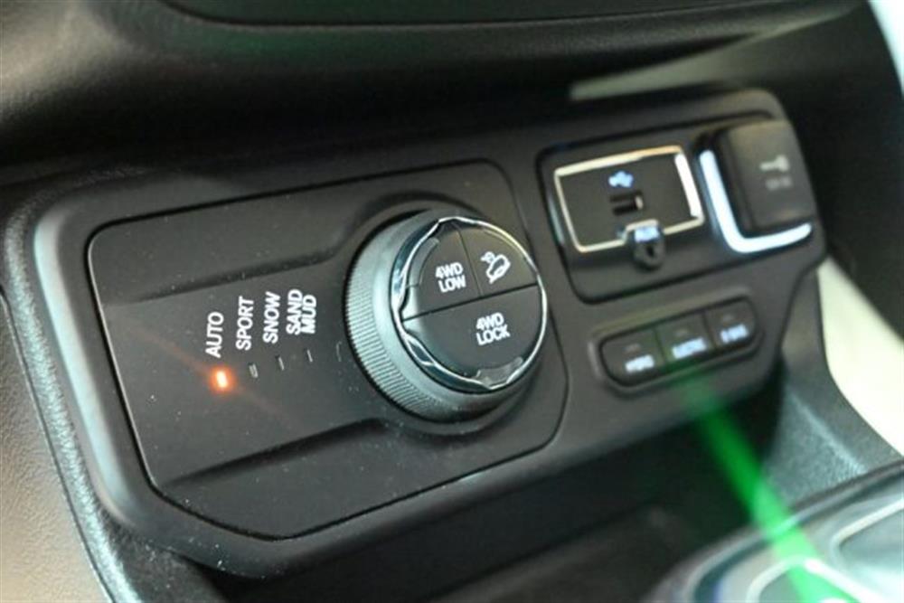 Renegade   Renegade 1.3 T4 4Xe PLUG-IN H