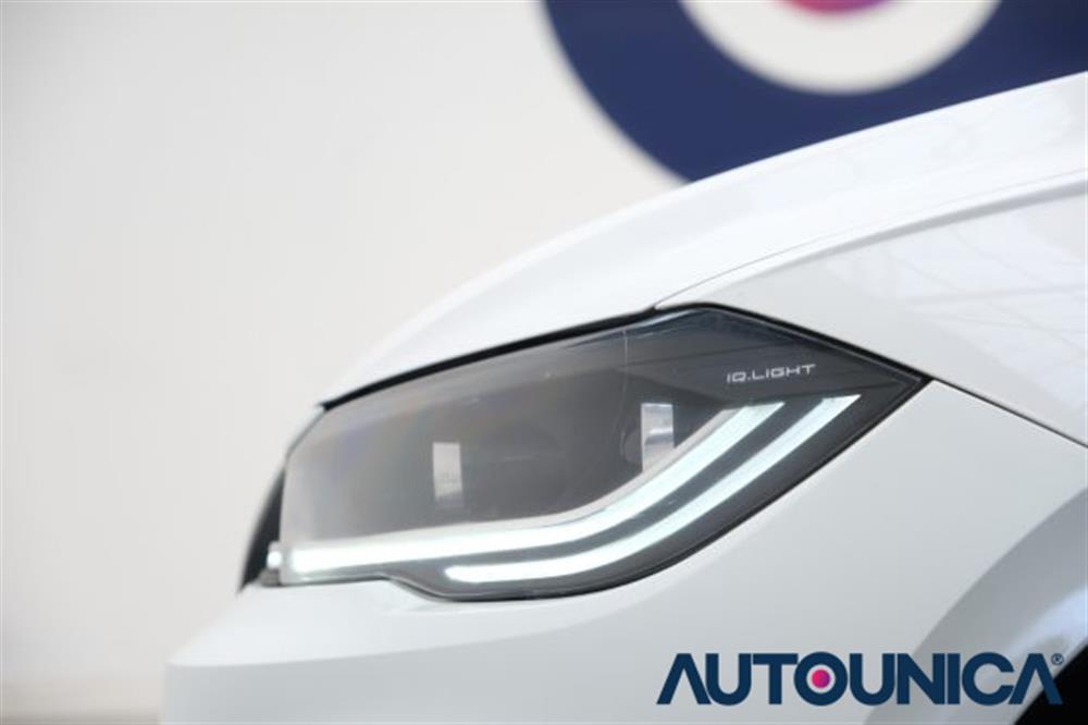 Polo Polo 1.0 TSI DSG R-LINE A