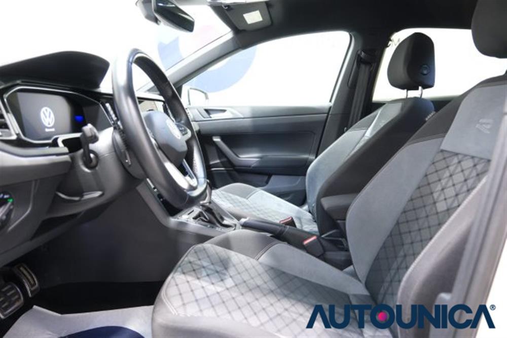 Polo Polo 1.0 TSI DSG R-LINE A