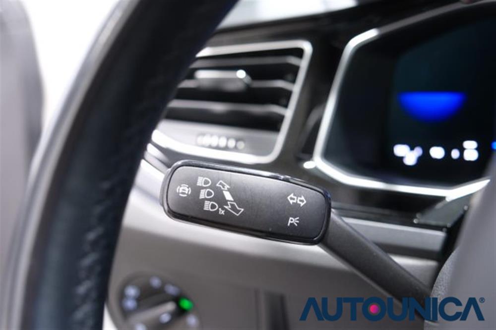 Polo Polo 1.0 TSI DSG R-LINE A