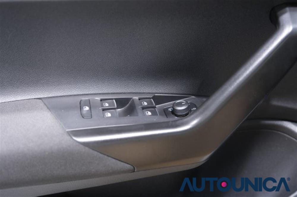 Polo Polo 1.0 TSI DSG R-LINE A