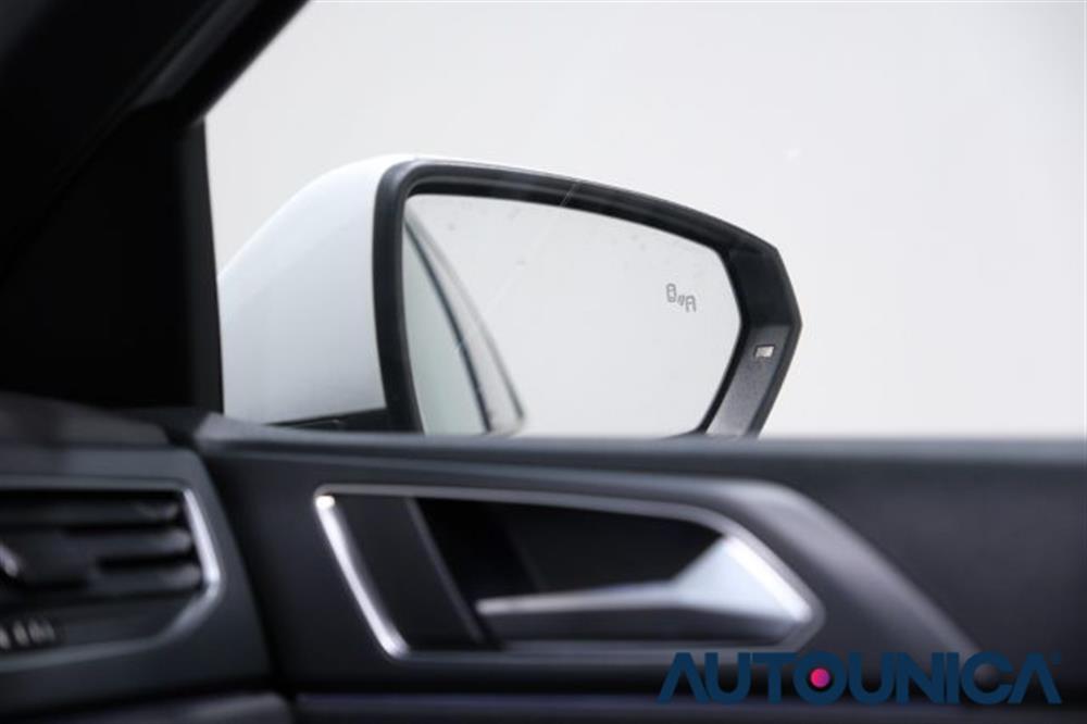 Polo Polo 1.0 TSI DSG R-LINE A