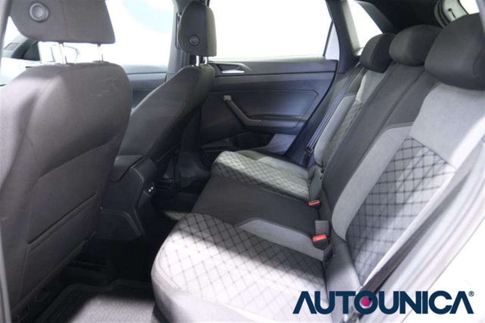 Polo Polo 1.0 TSI DSG R-LINE A