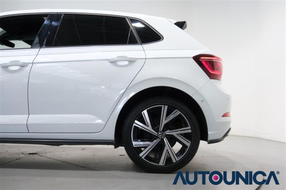 Polo Polo 1.0 TSI DSG R-LINE A