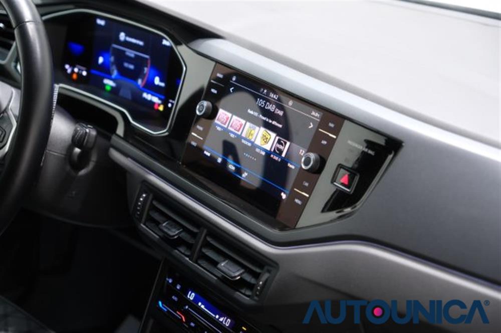 Polo Polo 1.0 TSI DSG R-LINE A