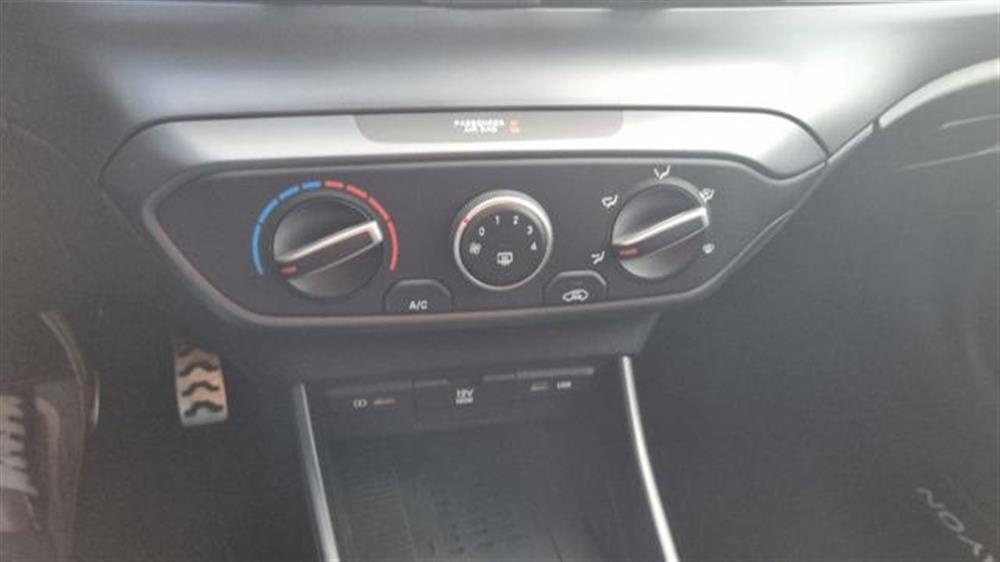 Bayon   Bayon 1.2 MPI MT Exclusive