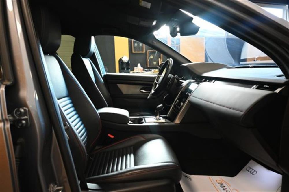 Discovery Sport   Discovery Sport P300e HYBRID R-DYNAM
