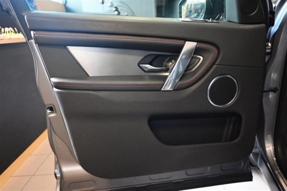 Discovery Sport   Discovery Sport P300e HYBRID R-DYNAM