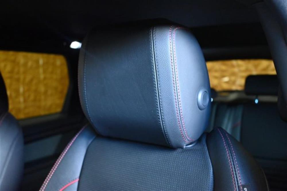 Discovery Sport   Discovery Sport P300e HYBRID R-DYNAM