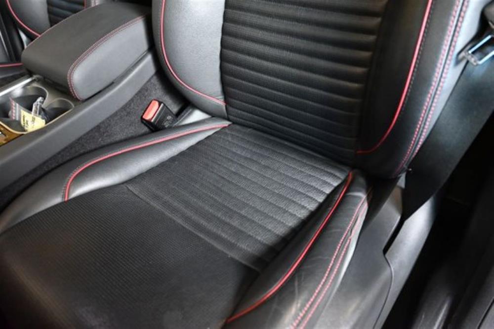Discovery Sport   Discovery Sport P300e HYBRID R-DYNAM