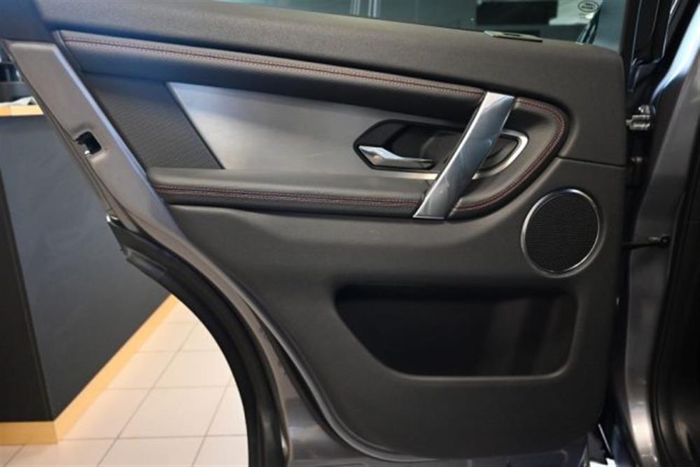 Discovery Sport   Discovery Sport P300e HYBRID R-DYNAM
