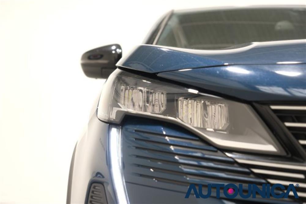 3008 3008 HYBRID4 300 E-EAT8 A