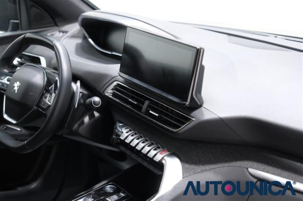 3008 3008 HYBRID4 300 E-EAT8 A