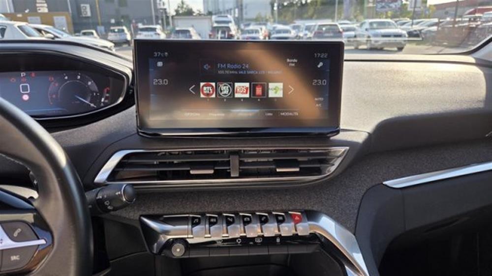 3008   3008 BlueHDi 130 S&S EAT8