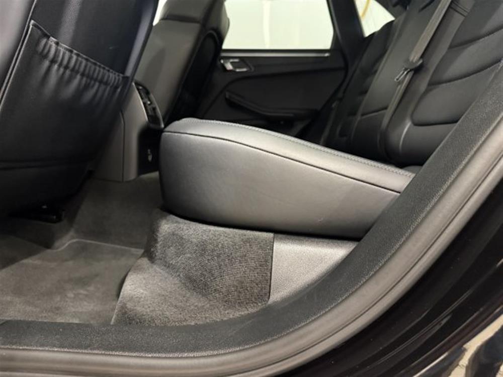 Macan   Macan III 2.0 T 265 CV Pdk