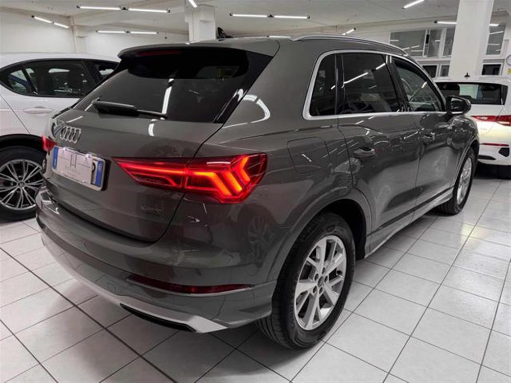 Q3   Q3 35 TDI quattro S tro