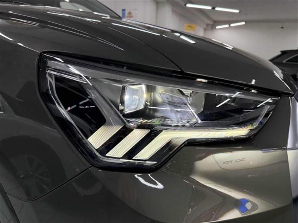 Q3   Q3 35 TDI quattro S tro