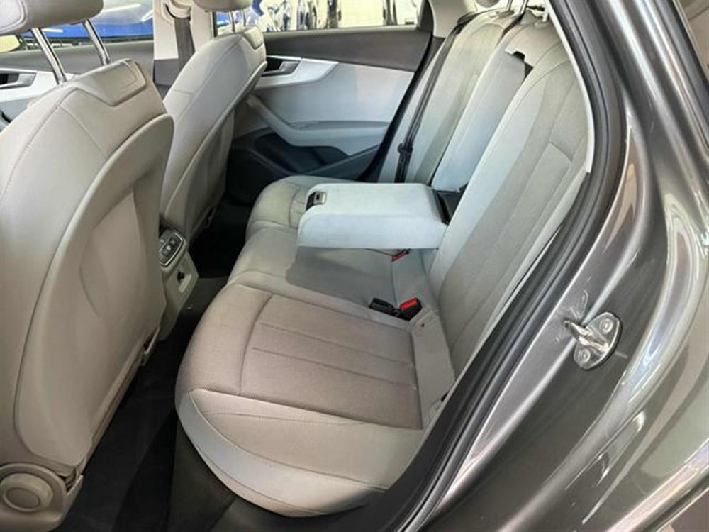 A4   A4 Avant 30 TDI/136 CV