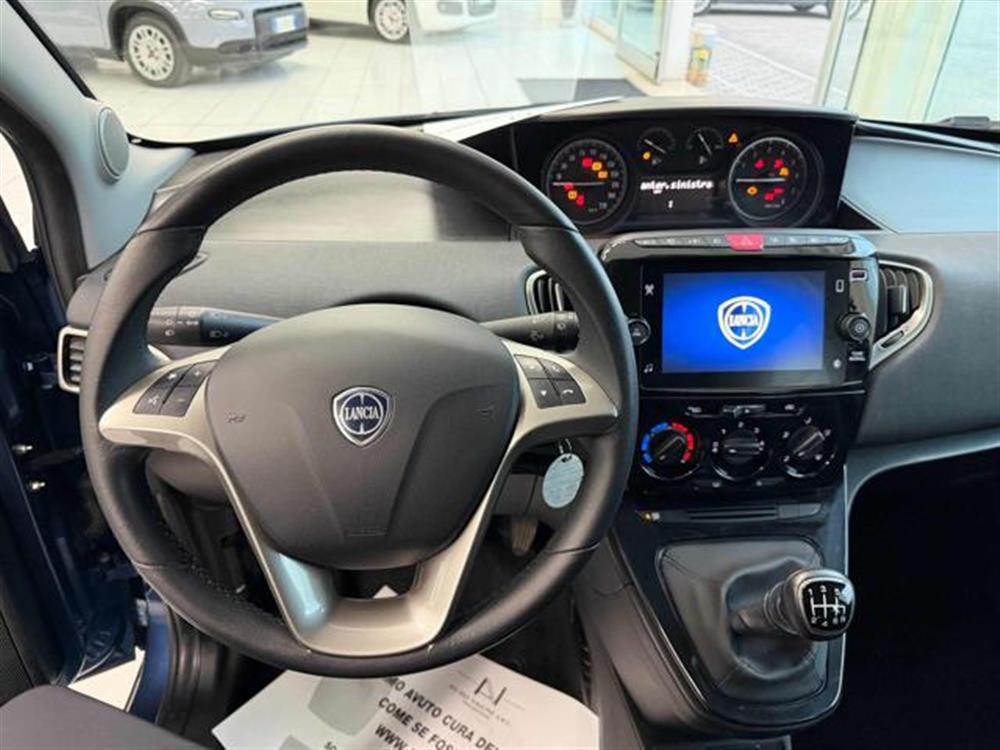 Ypsilon   Ypsilon 1.0 FireFly 5 porte