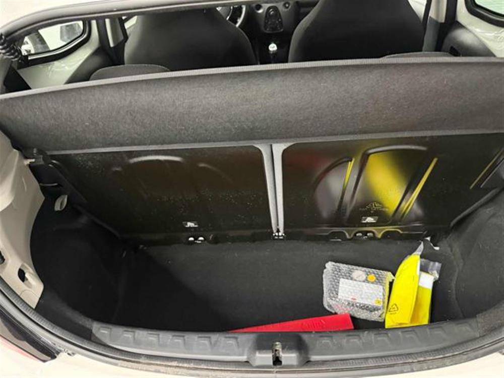 Aygo   Aygo Connect 1.0 VVT-i 72
