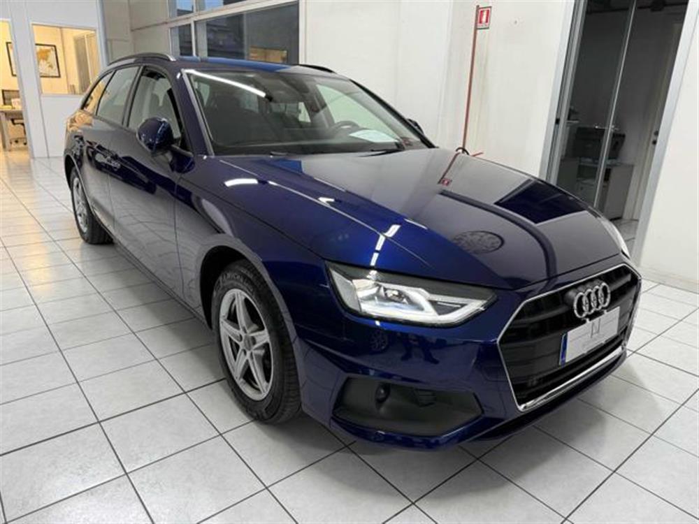 A4   A4 Avant 30 TDI/136 CV