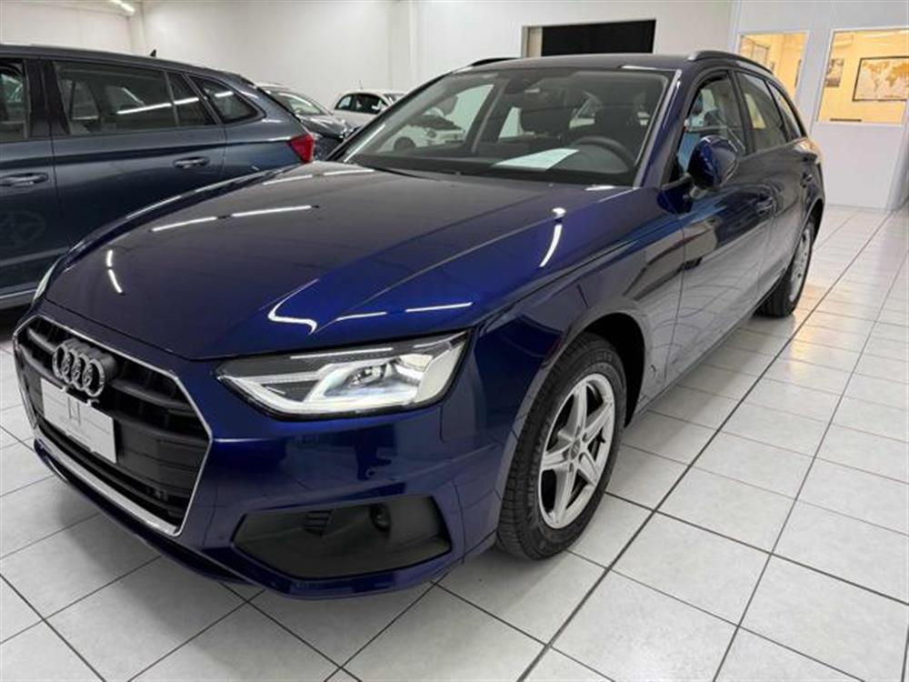 A4   A4 Avant 30 TDI/136 CV