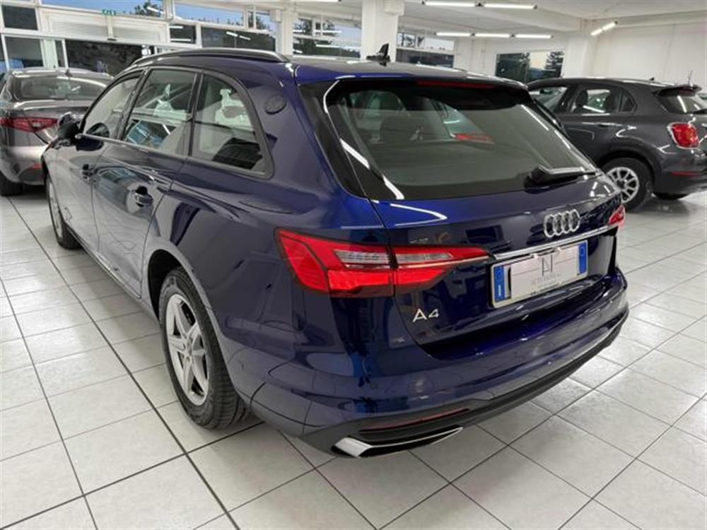 A4   A4 Avant 30 TDI/136 CV