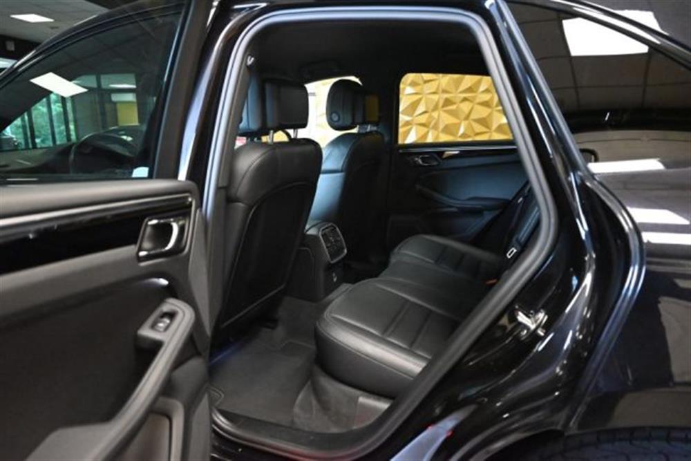 Macan   Macan 2.9 S PDK 21