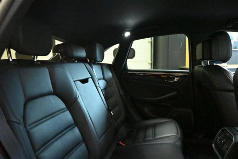 Macan   Macan 2.9 S PDK 21