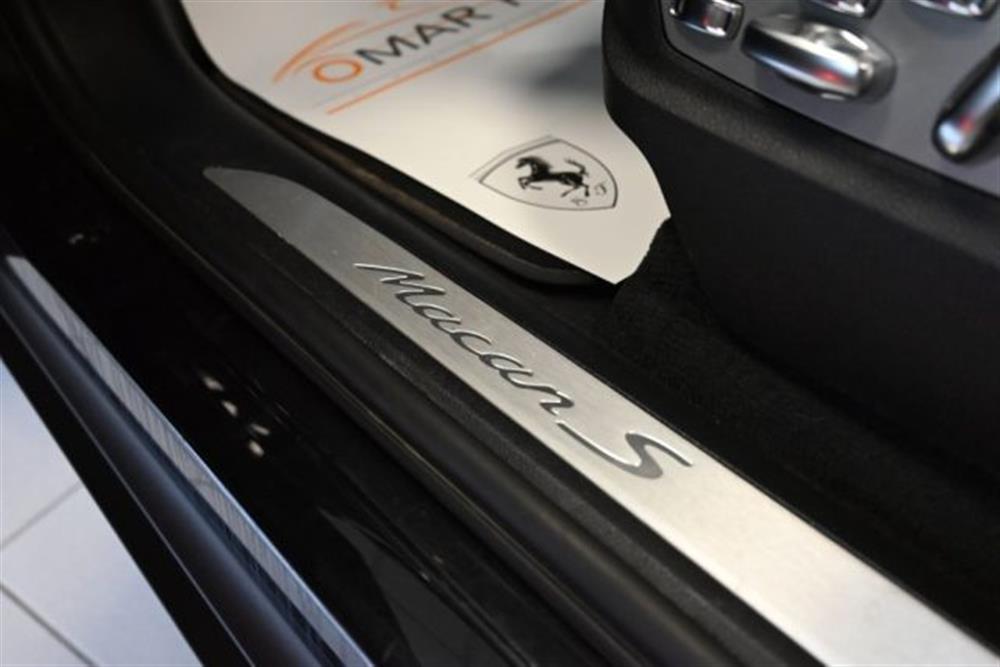 Macan   Macan 2.9 S PDK 21